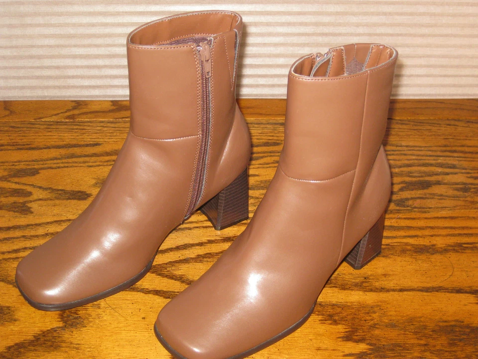 Woman's Leather Ankle Boots 7.5 M Brown,Chadwick's Brand NEW(Heel 3 in.And Up) - Image 3 of 3