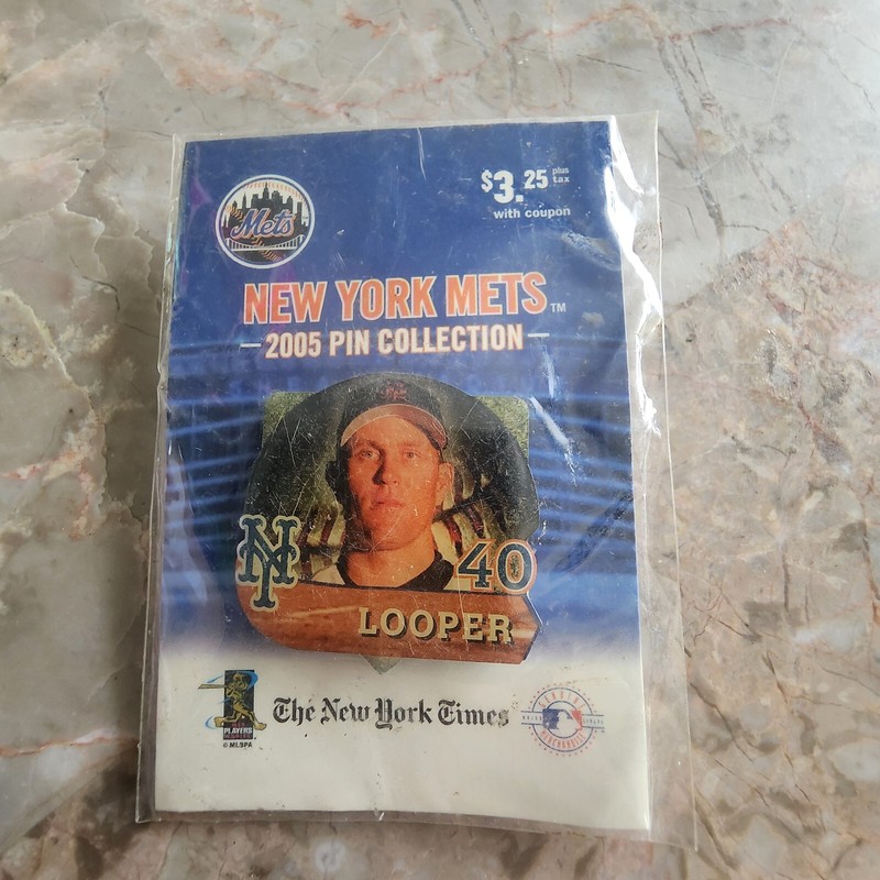 New York Mets 2005 Pin Collection Braden Looper 40 New York Times 