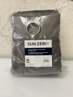 Sun Zero 1 Panel Pair, Blackout Grommet Size 104  x 84 