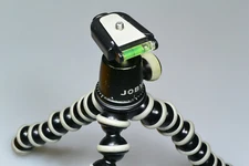 JOBY GORILLA POD W/QUICK RELEASE BALL HEAD L@@K