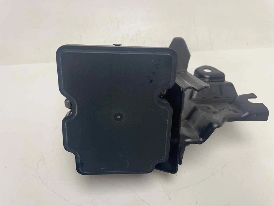 Conjunto de bomba de freno antibloqueo ABS 476609HS0A se adapta a 16 17 18 Nissan Altima sedán 2,5 L Foto 4 de 4