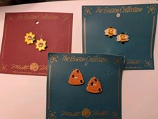 Mill Hill Button Collection Bee Theme Hive And Flower Ceramic Buttons