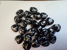 Obsidian "Heart shaped" Rune stone set
