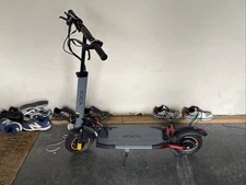 Back Tire is Flat Used Electric Scooter For Adult 800W 10” Offroad Escooter