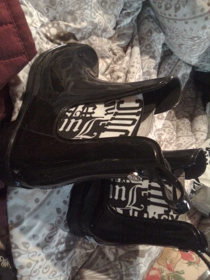 Botas de lluvia Juicy Couture para mujer talla 6 negras brillantes de goma sin cordones NEGRAS Foto 2 de 3