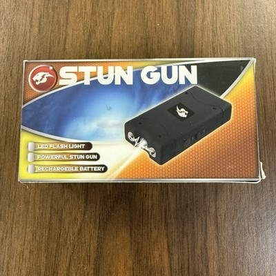 cheetah punisher stun gun baton with led flashlight rechargeable Heavy Duty Cheetah Stun Gun 10 Mil