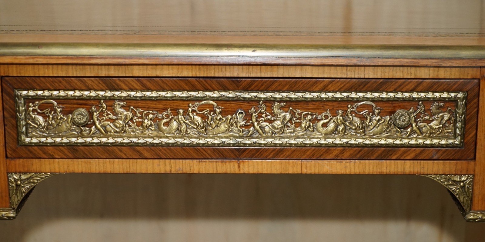 Picture 4 of 24