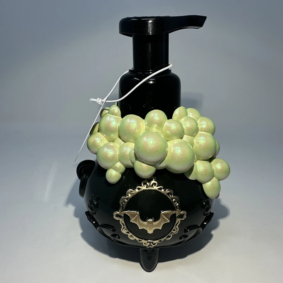 NUEVO Dispensador de jabón de manos espuma murciélago caldero negro Halloween Bath & Body Works Foto 4 de 4