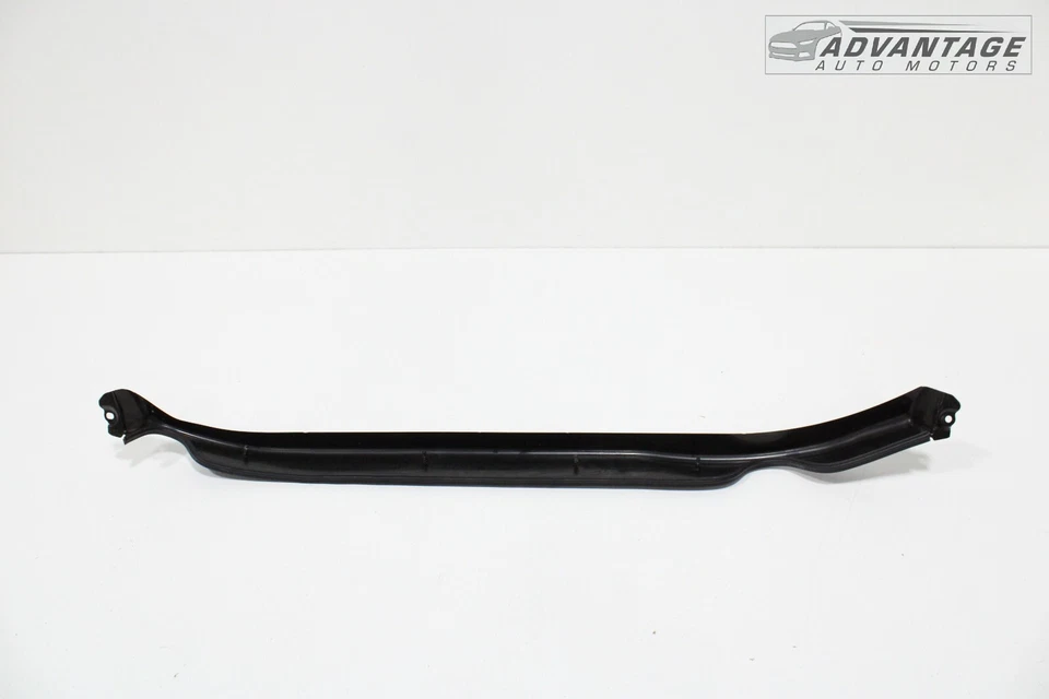 2017-2019 VOLKSWAGEN GOLF ALLTRACK WINDSHIELD COWL WATER DEFLECTOR RAIN TRAY OEM - Image 3 of 4