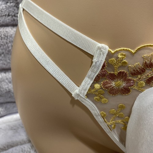 28-37 M White Floral Embroidered Thong Fem Boy Trans Women Men Pouch Panties - Picture 2 of 7