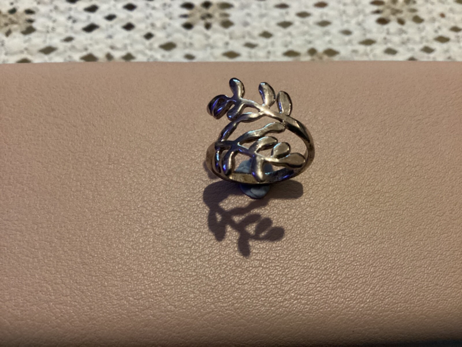 Pretty Sterling Silver Leaf Crossover Ring (N) - image 4