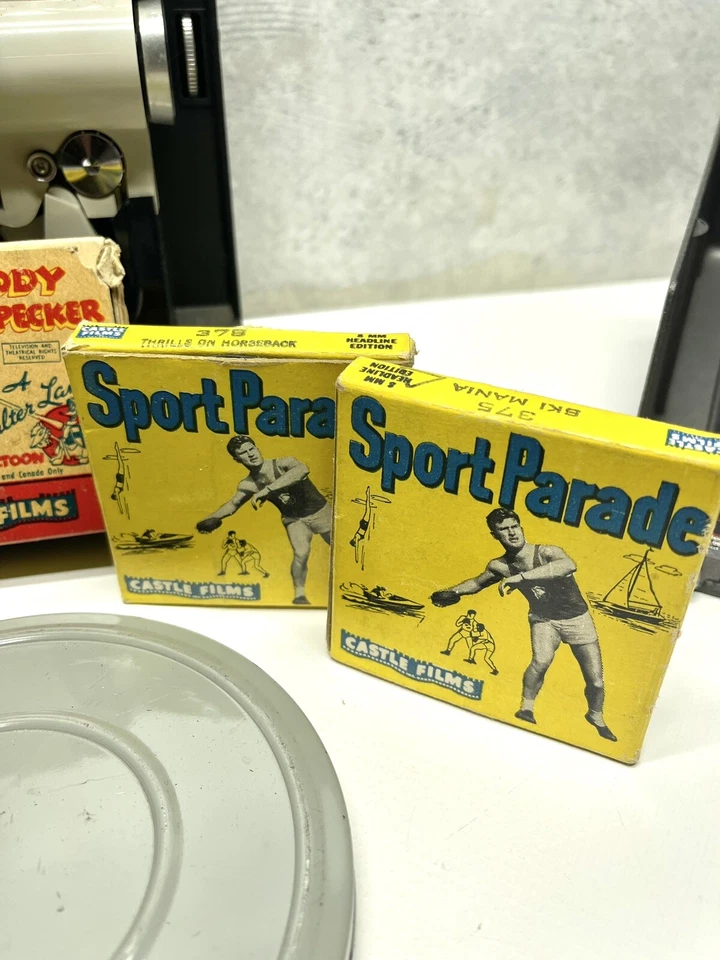 Proyector de películas vintage Argus Showmaster 879 Super 8 mm con películas dibujos animados deportivos Foto 4 de 4