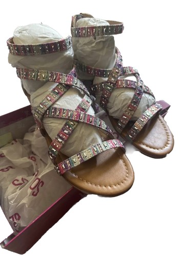 So Big Girls Sandals Size 3