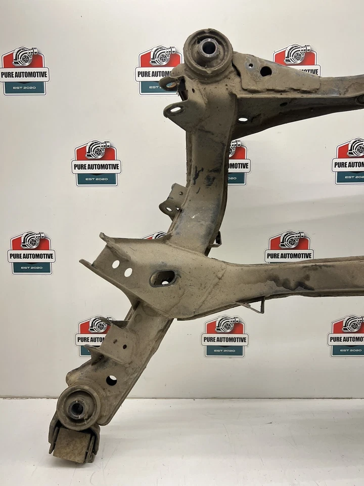 Оригинальная задняя подрамная подставка для подвески Nissan 300ZX 2+0 1990-1996 годов выпуска без HICAS - Изображение 2 из 4