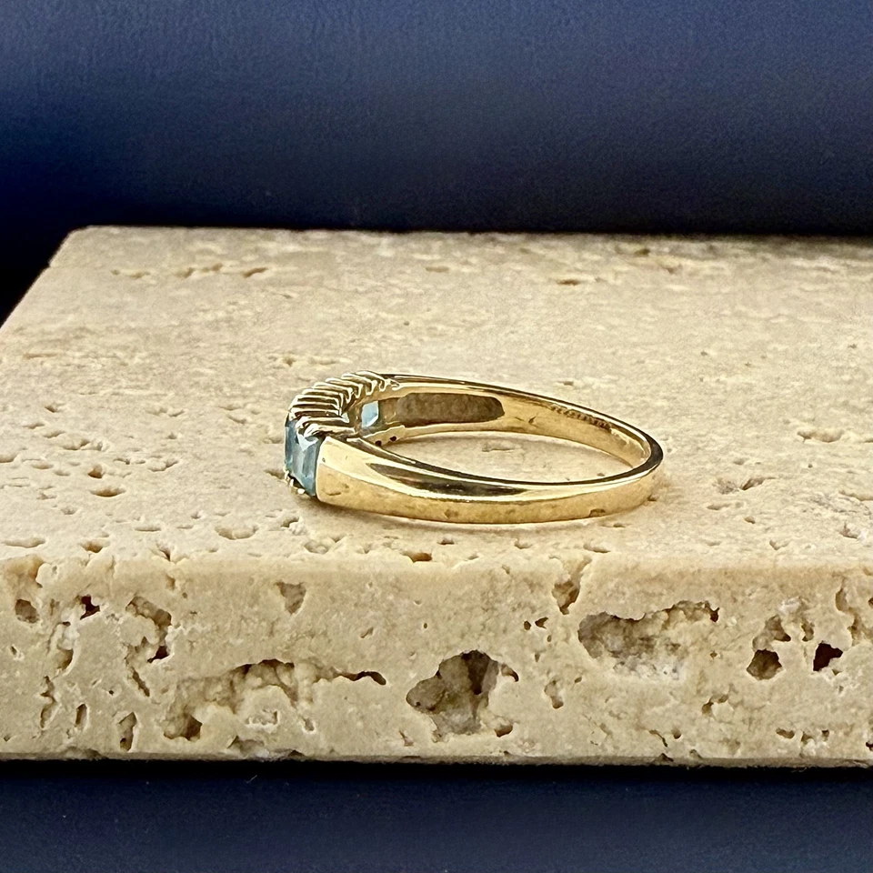 9ct Yellow Gold Five-Stone Blue Gemstone Half Eternity Ring – Size M ½ — 第 4/4 张图片
