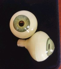 Vintage Unbranded Acrylic Doll Eyes Round Green 26mm