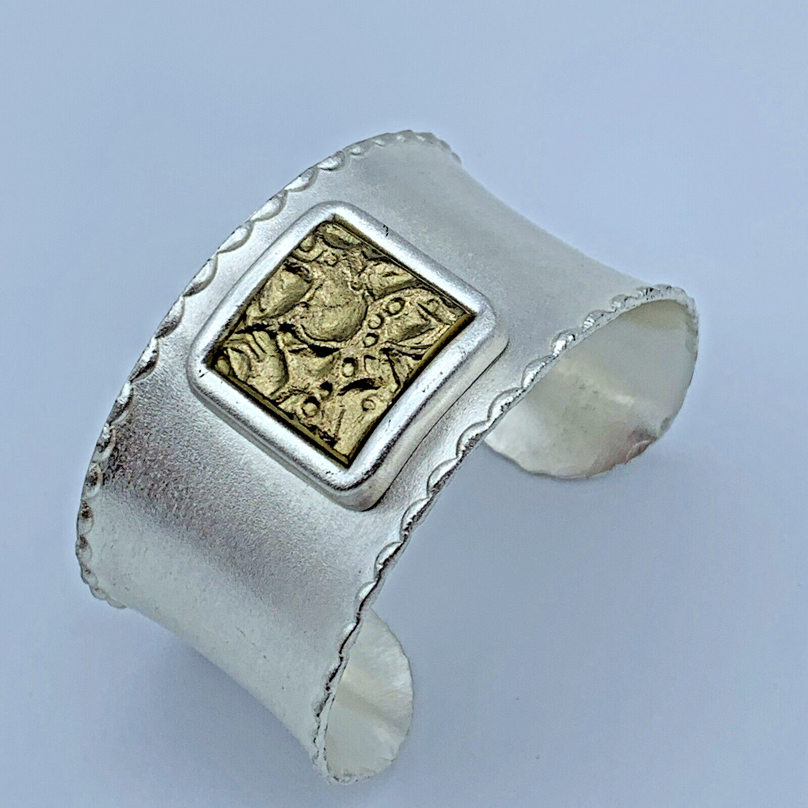 Rustic Cuff 6.75 in Silver Tone Cuff Bracelet B3-… - image 1