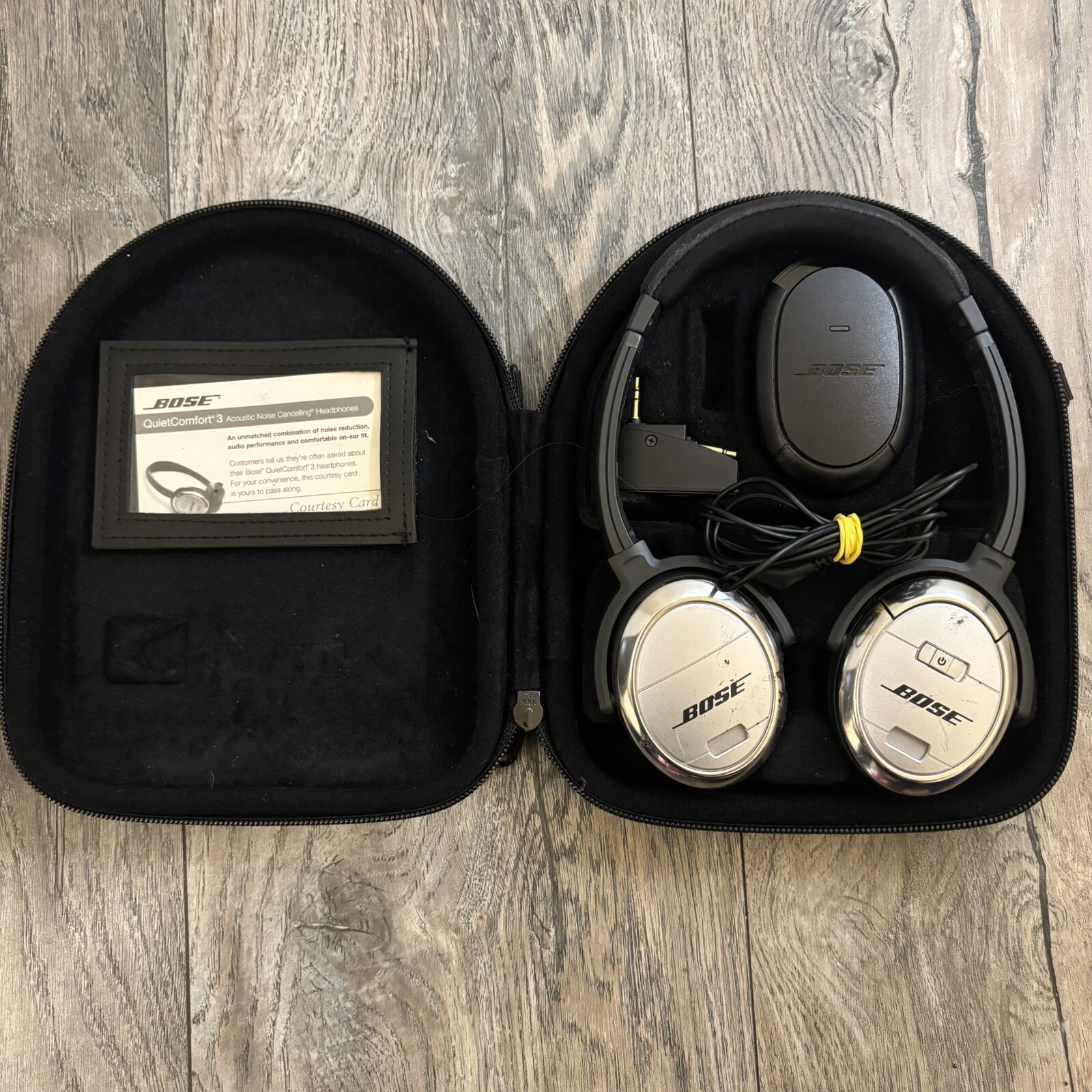 Bose QuietComfort 3 (QC3) Noise Cancelling Wired Headphones - TESTED - NO PADS