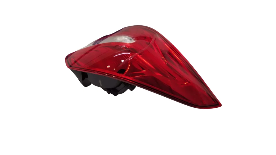 Para Ford Aspire 1ª Generación 1.2L 1.5L 2015-2018 - "Luz trasera izquierda lámpara de freno" Foto 3 de 4