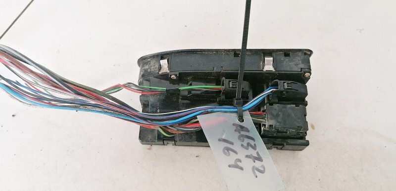 BMW 5-Series 1998 Power Window Control (Window Regulator Window Sw #1147817-02