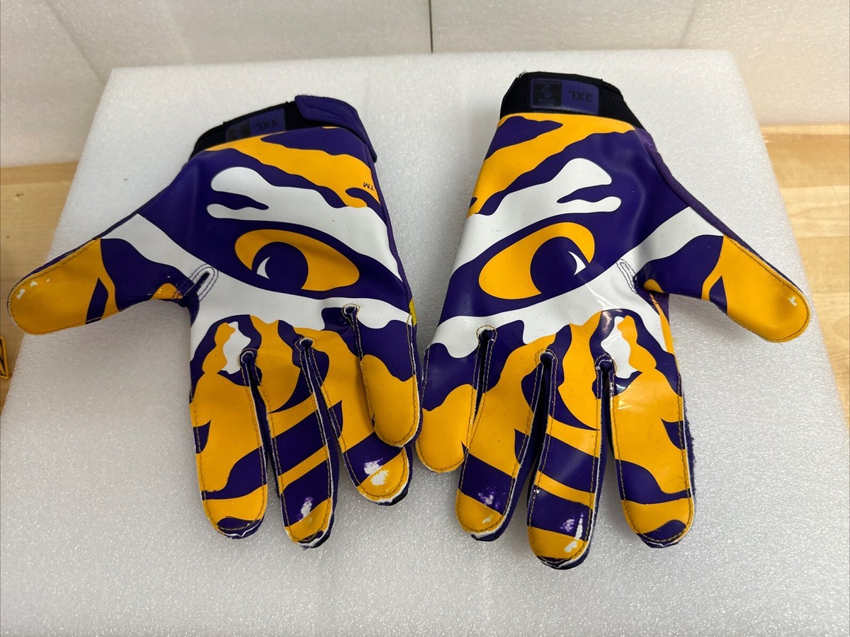 NIKE LSU TIGERS FOOTBALL TEAM ISSUED LB #23 GLOVES MISMATCH SIZE