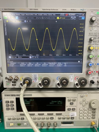 Agilent DSOX92004Q Oscilloscope 20GHz 160GSa/s on 2CH 80GSa/s on 4ch , opt 054 - Picture 11 of 18