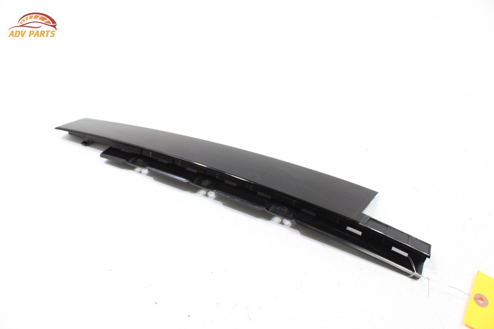 2017-2020 BENTLEY BENTAYGA REAR RIGHT DOOR WINDOW B PILLAR APPLIQUE MOLDING OEM