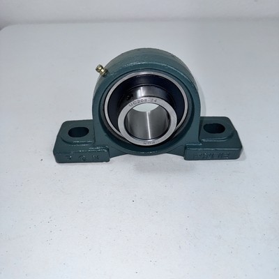 (1)  UCP208-24 Solid Base Pillow Block Bearing 1-1/2 Bore Self Aligning 2 Bolt
