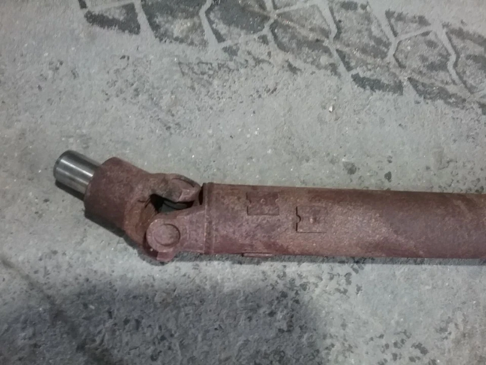 2017 Nissan NV1500 OEM Rear Drive Shaft 4.0L 6 Cylinder ID 370001PE0A Fits 12-20 Foto 2 de 4