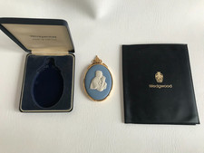 WEDGWOOD PAPAL COLLECTION PORTRAIT MINIATURE OF POPE JOHN PAUL II NO.290 OF 1000
