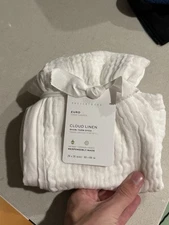 Pottery Barn, Cloud Yarn Dyed Linen Pillow, Sham Euro White! NWT