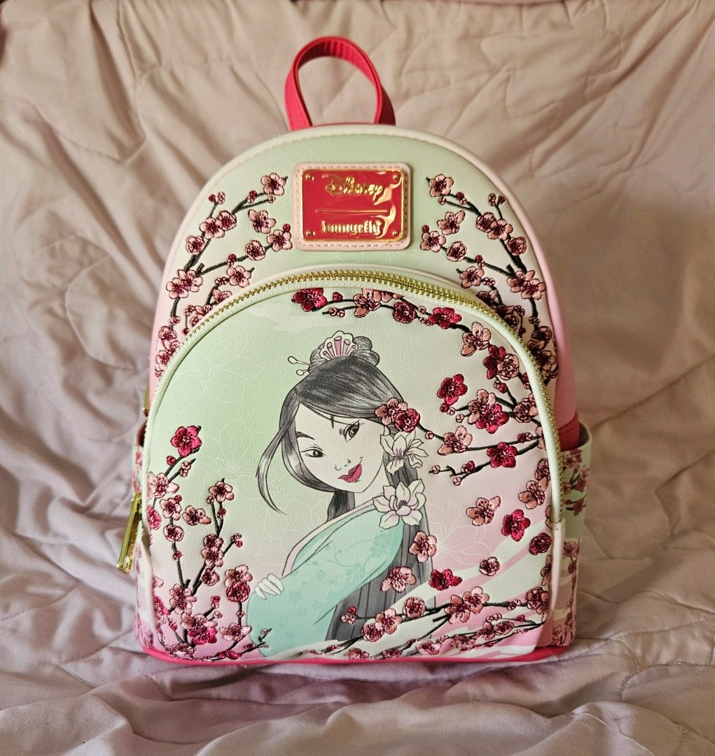Mini Mochila Loungefly Disney Mulan Flor de Cerezo Nueva con Etiquetas Bolso Floral Rosa