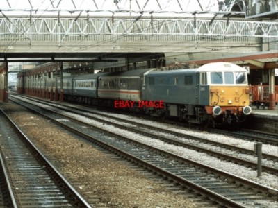 PHOTO CLASS 86 ELECTRIC 86426 IN ELECTRIC BLUE AND ALSO CARRYING ITS ...