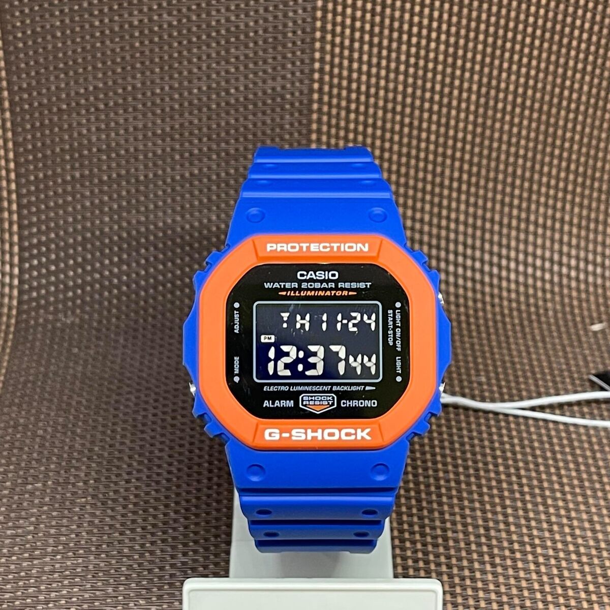 Casio G-Shock DW-5610SC-2D Bright Color Blue Orange Digital Men's Fashion  Watch