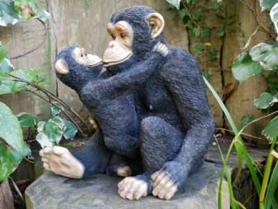 Sitzender Affe und Baby Garten Ornament Statue Skulptur Harz Dekoration