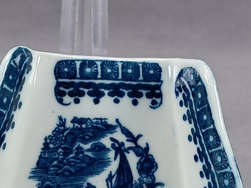 British Caughley Fisherman Pattern Asparagus Server Circa 1785-1795 B - Picture 3 of 10