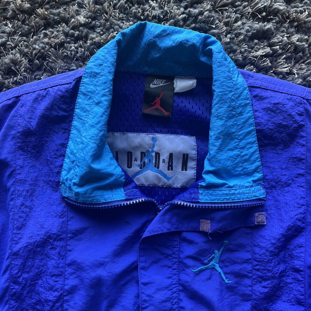 Vintage 1991/1992 Nike Michael Jordan Purple/Blue Full Zip Vintage 1991/1992 Nike Michael Jordan Purple/Blue Full Zip