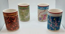Japanese Style Sake Cups/Teaware Flower Patterns Porcelain Set Of 4  3.5"x2.5"
