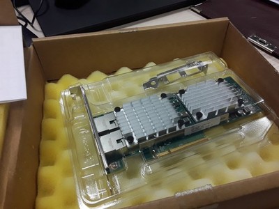 Hewlett Packard 665249-B21 | HPE Ethernet 10Gb 2P 560SFP+ Adptr neu