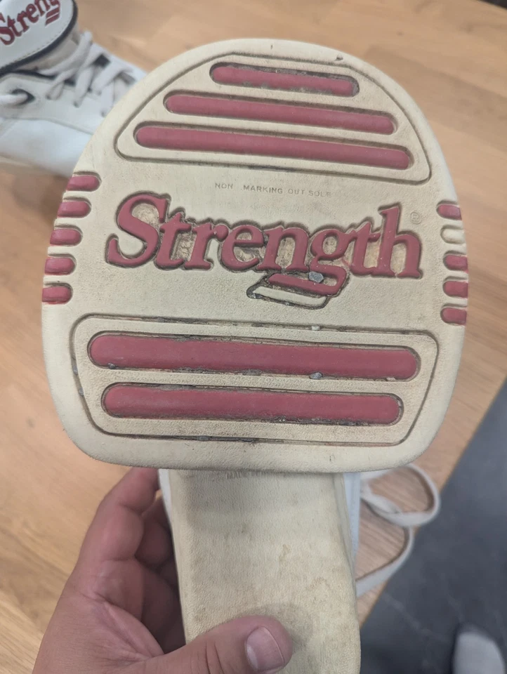 Zapatos Strenght para hombre talla 10 Foto 4 de 4