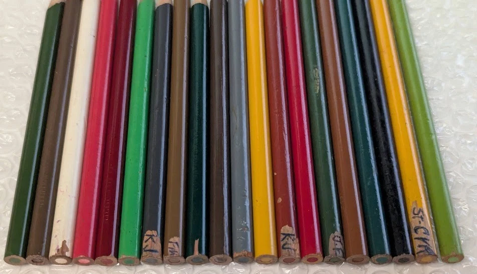 20 Prismacolor Colored Pencil 1980s Fall Leaves Inspo Autumn Nature Palette Set - Image 4 of 4