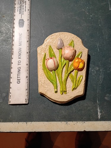 vintage resin Flower wall art 4" x 6" tulip 