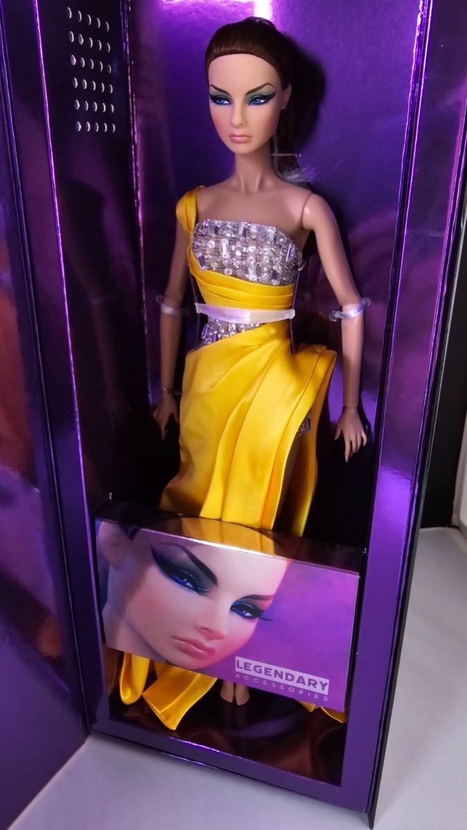 integrity toys ファッションロイヤリティ　本体　新品・未使用 Integrity Doll Fashion City Bound, Fashion Royalty Fashion