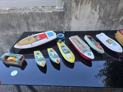 Lot de bateaux jouets anciens vintage – Années 60/70/80 – Collection - Photo 1/4