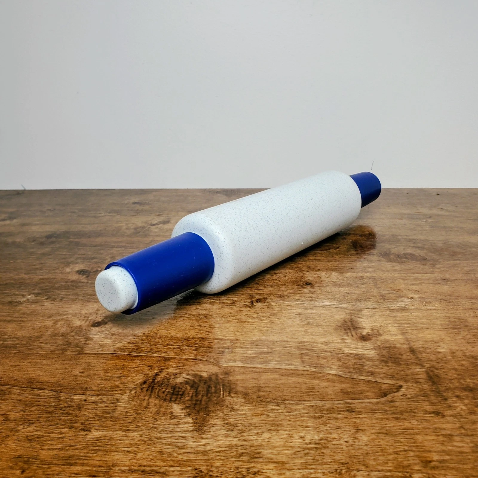 Vintage Fill-N-Chill Rolling Pin Gray Speckled Blue Made USA