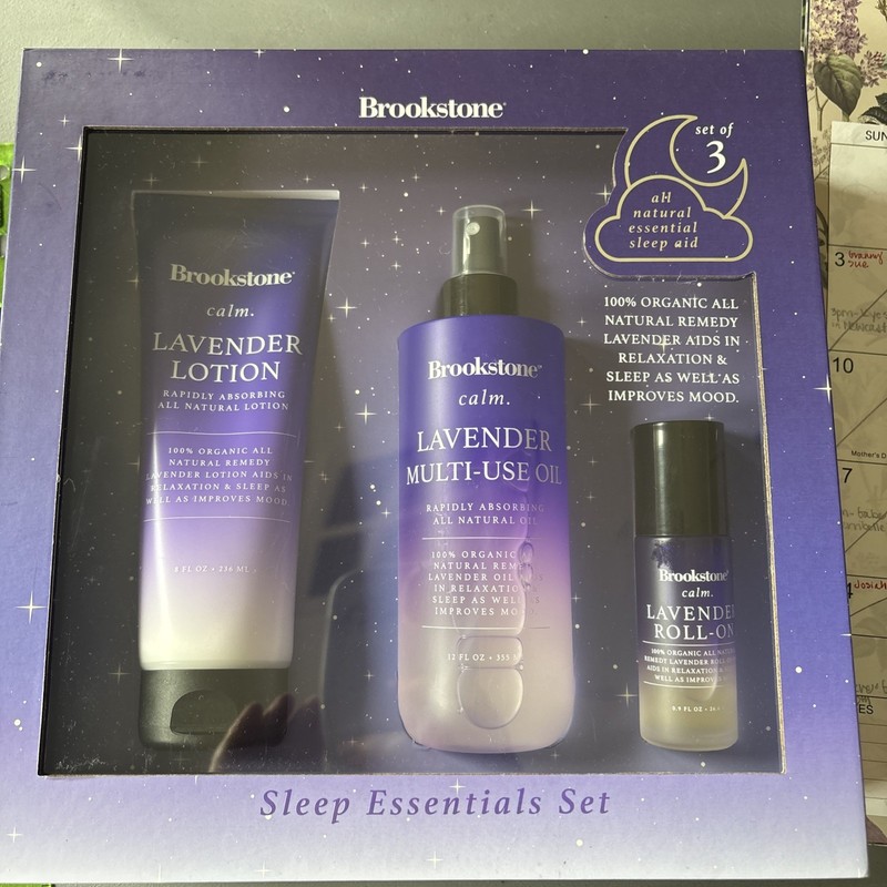 Brookstone Calm Sleep Essentials  Set Lavendar Lotion Oil