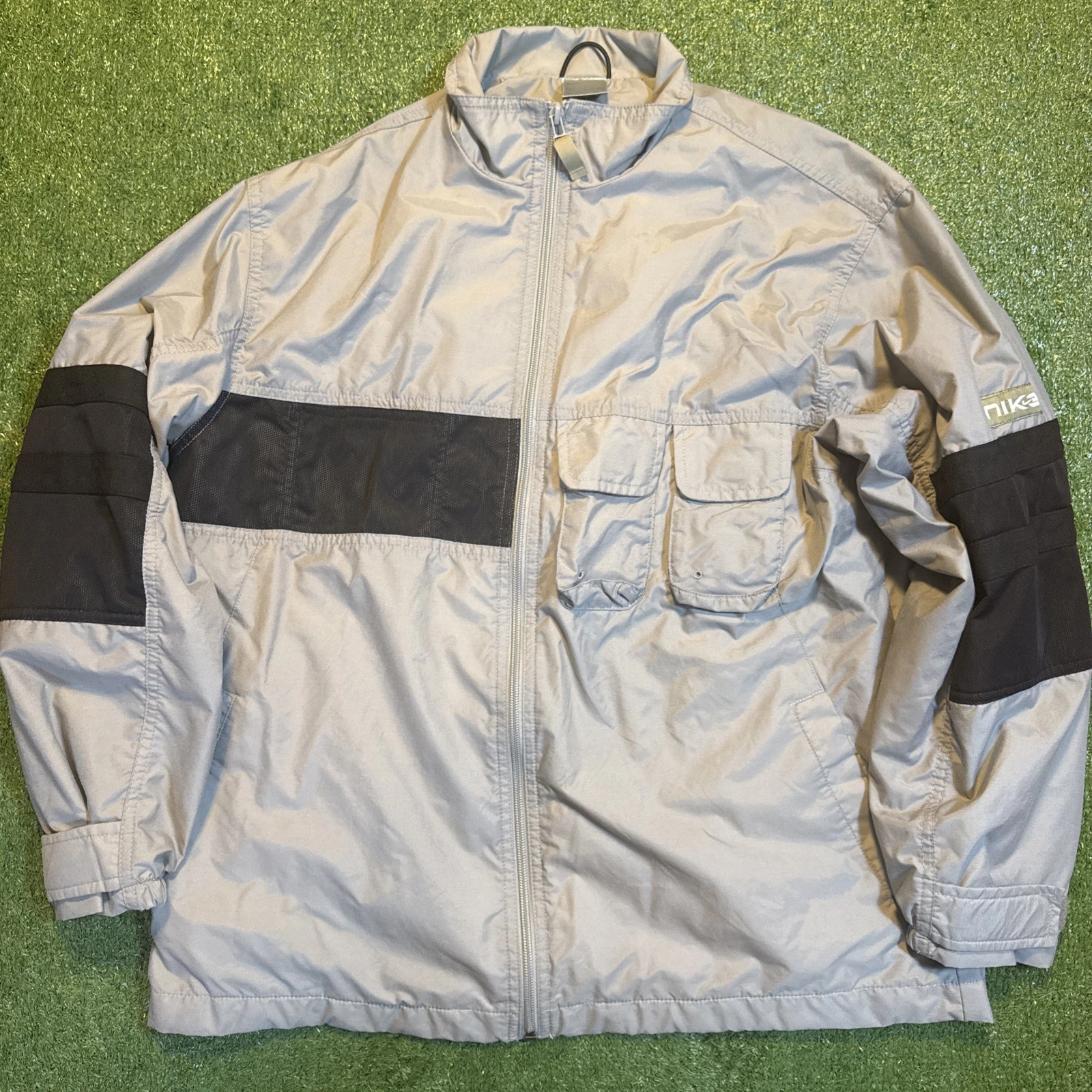 Vintage Nike Fly Fishing Gray Jacket Mens XL Pockets Patagonia Style
Opens in a new window or tab