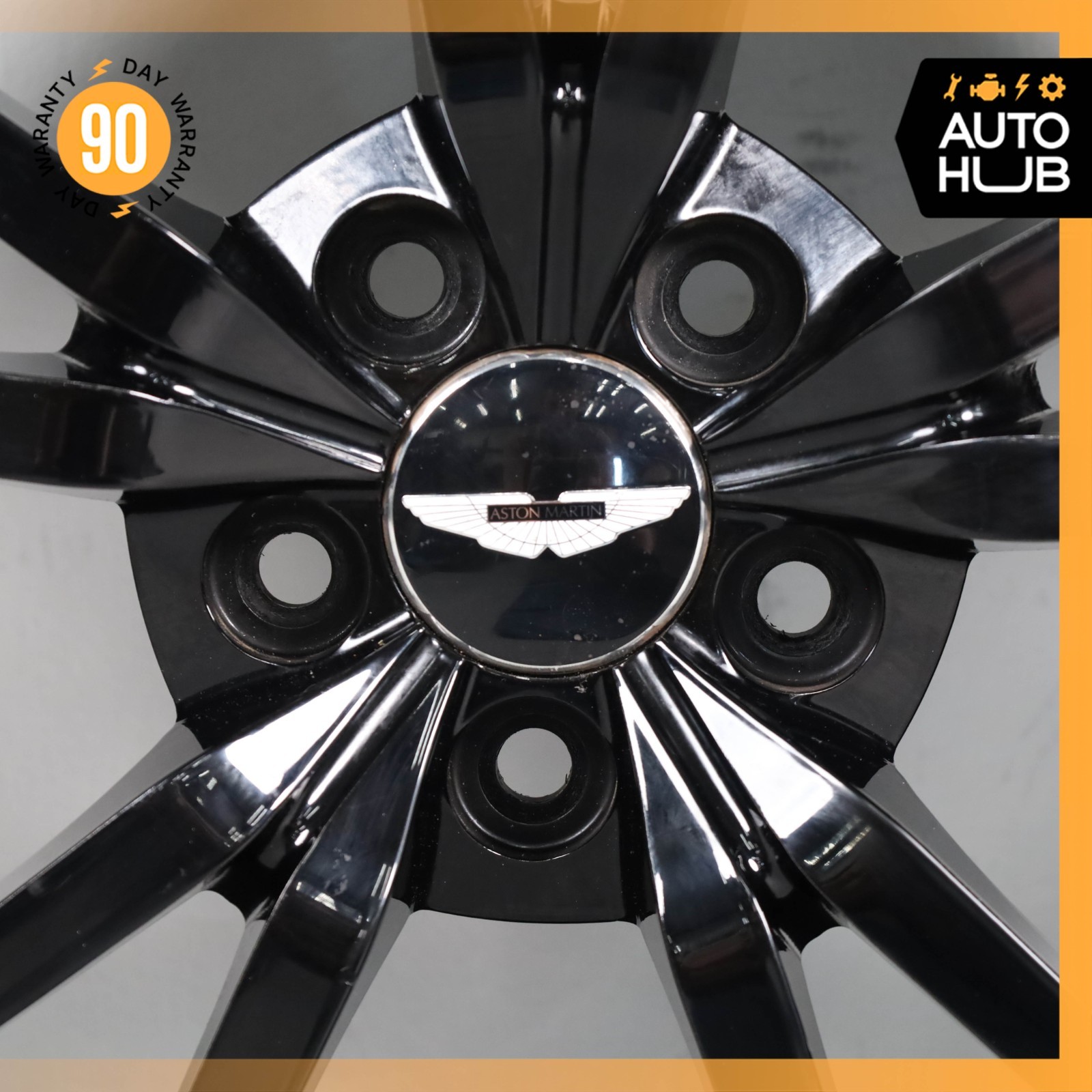 13-16 Aston Martin V8 Vantage 8.5 x 19 19" Front Wheel Rim BG331007JA OEM