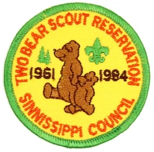 Vintage 1984 Two Bear Scout Reservation Sinnissippi Council Patch Wisconsin WI