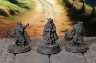 3 Dwarf Lords Miniatures, TTRPG, 32mm, kings, crown, axe, cape, armor